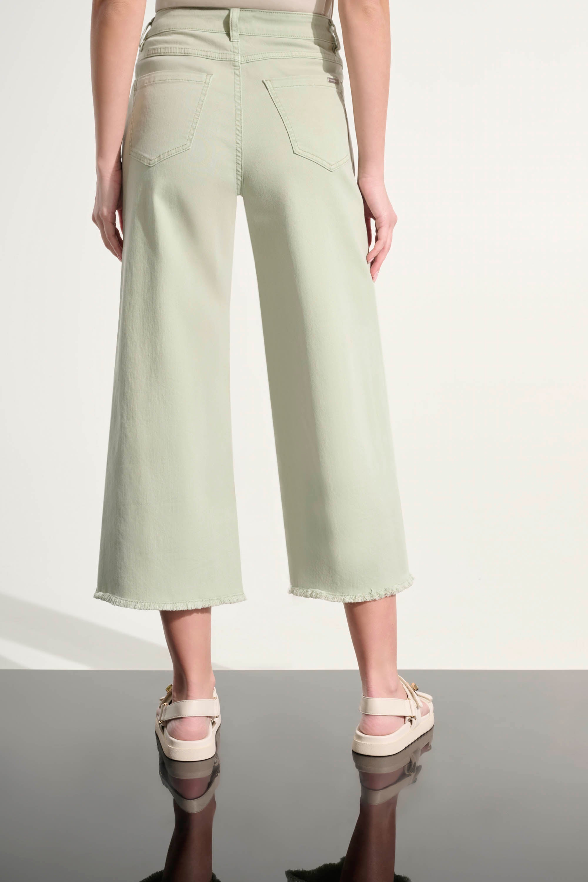 028944-3